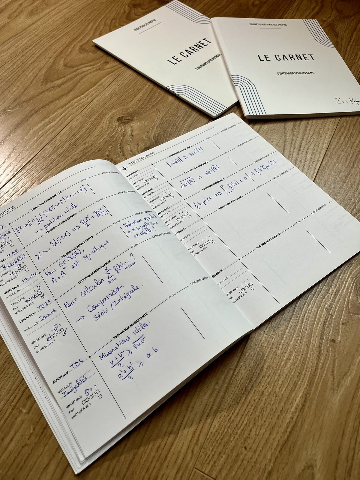 Le Carnet de Prépa en vrai, ouvert et rempli